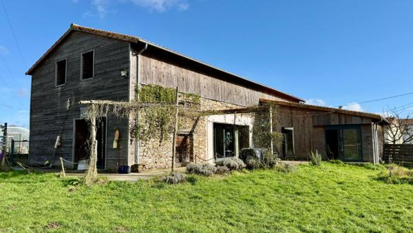 A VENDRE - MAISON 6 PIECES - 49270 OREE D'ANJOU