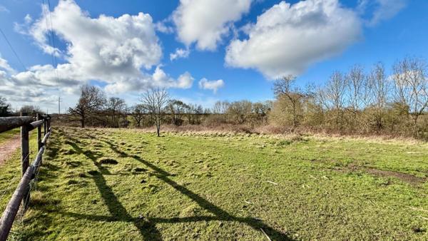 A VENDRE - MAISON 6 PIECES - 49270 OREE D'ANJOU