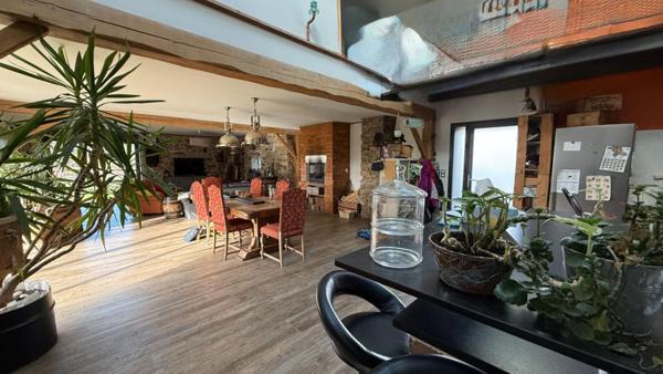 A VENDRE - MAISON 6 PIECES - 49270 OREE D'ANJOU