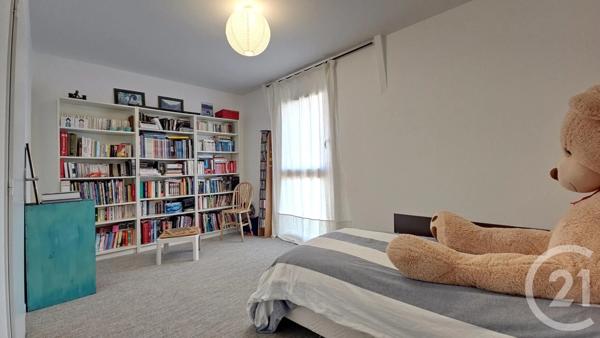 Immeuble à vendre  263 m 2   THEIX NOYALO  - 56