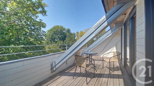 Immeuble à vendre  263 m 2   THEIX NOYALO  - 56