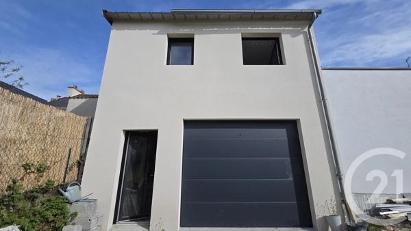 Immeuble à vendre  263 m 2   THEIX NOYALO  - 56
