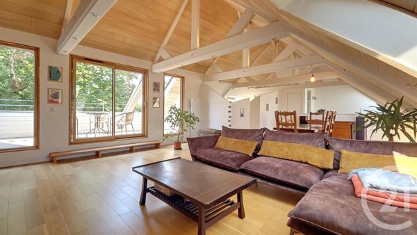 Immeuble à vendre  263 m 2   THEIX NOYALO  - 56