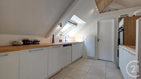 Immeuble à vendre  263 m 2   THEIX NOYALO  - 56