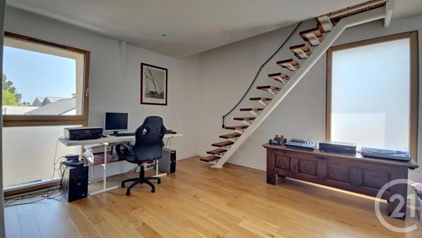 Immeuble à vendre  263 m 2   THEIX NOYALO  - 56