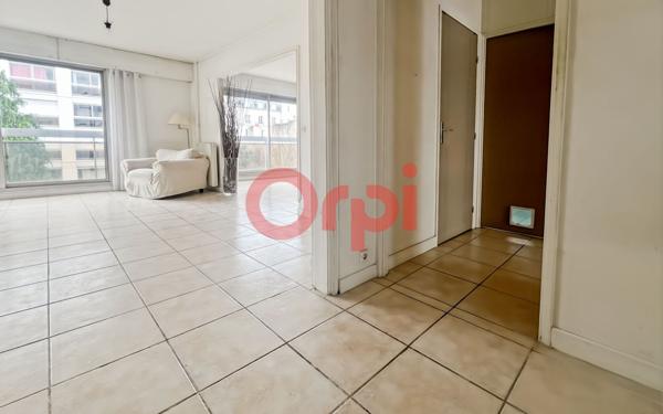 Appartement à vendre    3 pièces • 62,21 m2 Paris 11