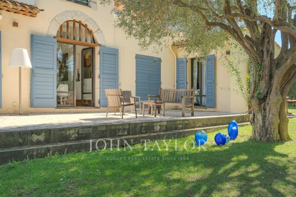 Mougins - Propriété de charme à pied des commerces