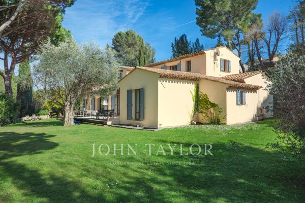 Mougins - Propriété de charme à pied des commerces