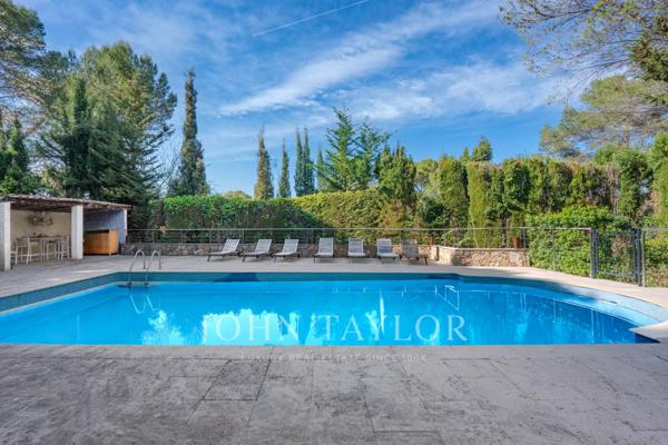 Mougins - Propriété de charme à pied des commerces