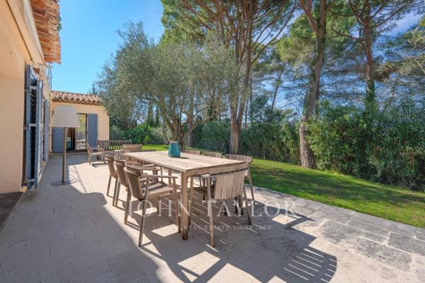 Mougins - Propriété de charme à pied des commerces