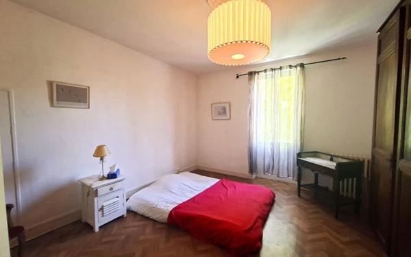 Maison à vendre    7 pièces •  Dax