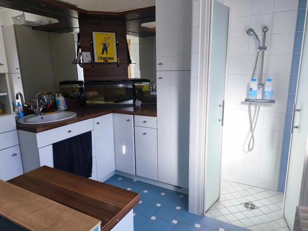 Maison familiale 5 chambres avec jardin clos – Proche centre-ville et gare