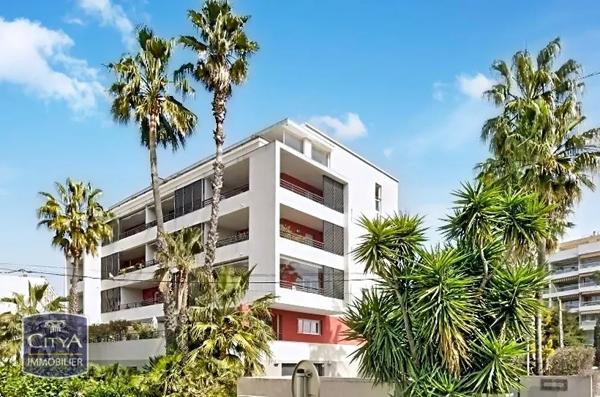 Appartement à vendre 2 pièces 53.96m² Saint-Raphaël (83700)