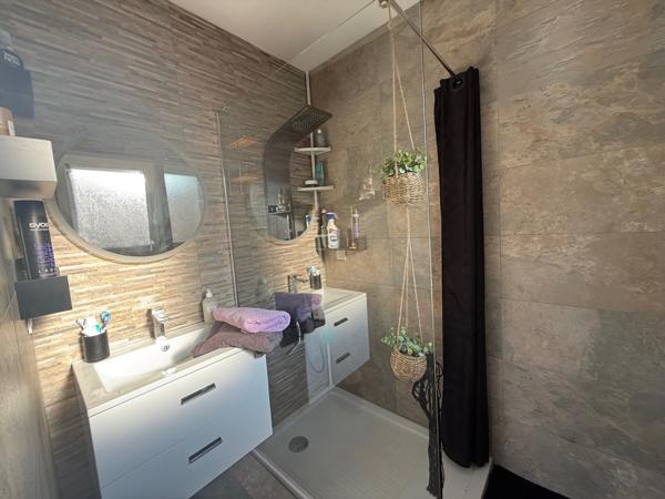 Saint-Georges-de-Didonne (17110) 

1.2KM DE LA PLAGE & DU CENTRE VILLE