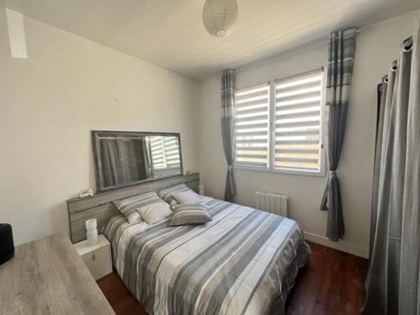 Saint-Georges-de-Didonne (17110) 

1.2KM DE LA PLAGE & DU CENTRE VILLE