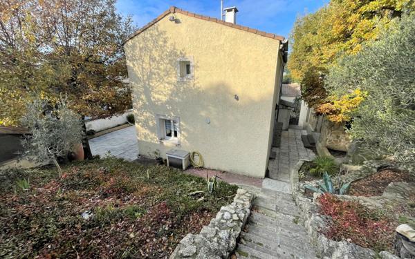 Maison à louer    4 pièces • 106,02 m2 Mondragon