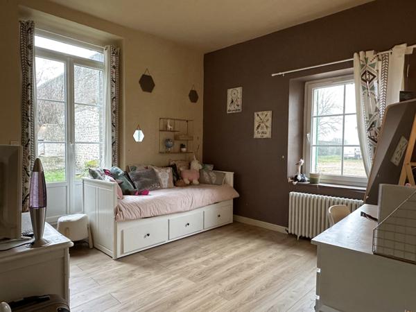 Champigny-la-Futelaye (27220) Maison et batiments