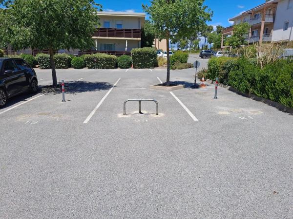 Résidence Sécurisée - Place de stationnement - 83600 Fréjus - Réf 86437596