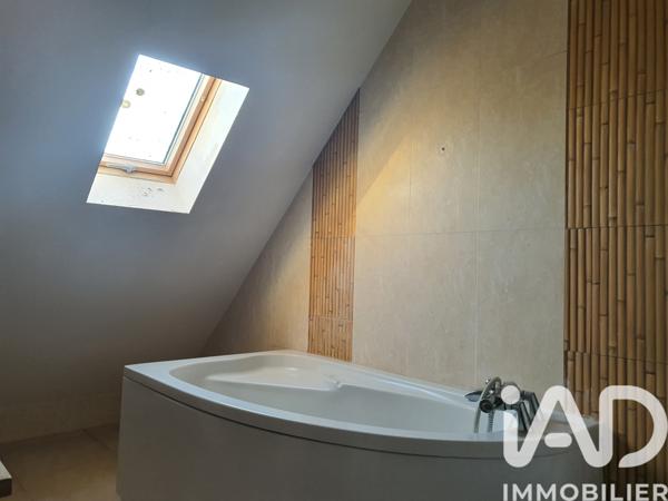 Maison à vendre 6 pièces 126 m² Cannes-Écluse