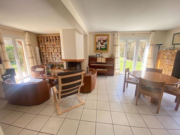 Maison Talant 7 pièce(s) 145 m2 + piscine et garage