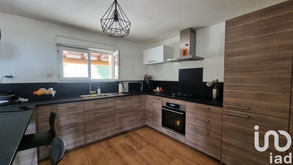 Maison 5 pièces de 128 m² à Châteaurenard (13160)