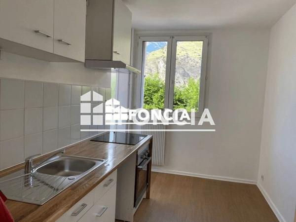 Location Appartement 4 pièces 71.3 m² - MONTEE A1 Saint Jean De Maurienne 73300