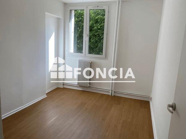 Location Appartement 4 pièces 71.3 m² - MONTEE A1 Saint Jean De Maurienne 73300