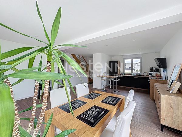 A vendre belle contemporaine de 2024