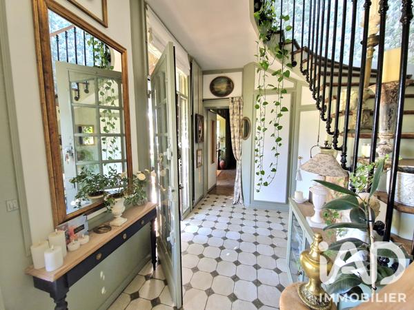 Maison à vendre 12 pièces 199 m² Forges-les-Eaux
