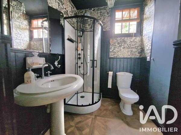 Maison à vendre 12 pièces 199 m² Forges-les-Eaux