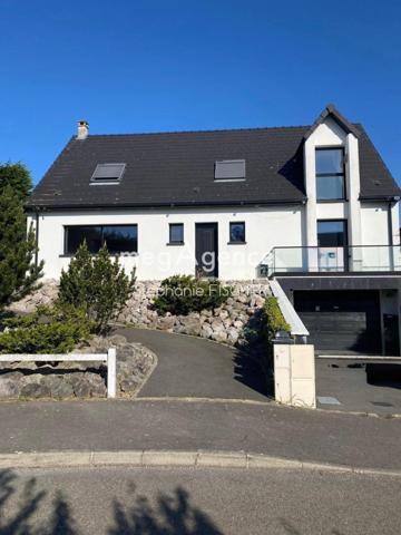 Maison à SAINT-MARTIN-BOULOGNE, 62280 - 5 pièces 210m²