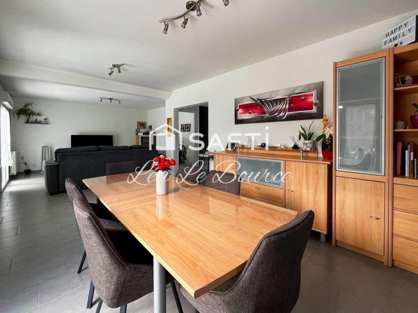 Ergué-Gabéric – Quartier recherché du Rouillen – Maison familiale de 5 chambres rénovée