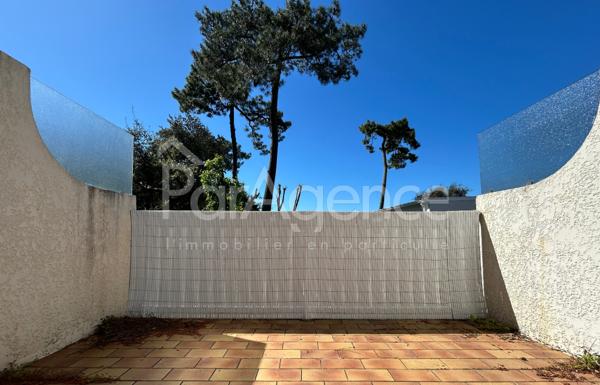 Appartement balcon, garage et parking 600m plage