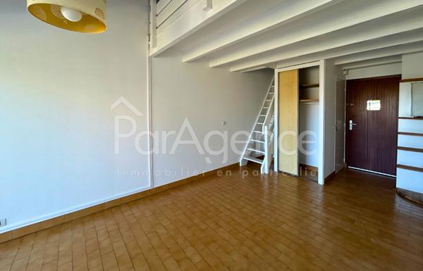 Appartement balcon, garage et parking 600m plage