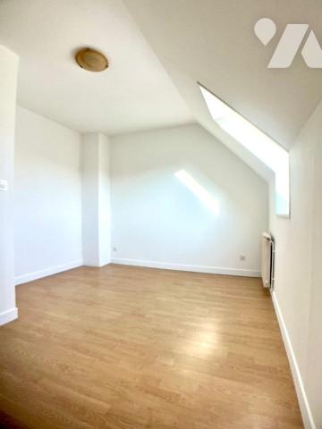 Maison à usage d'habitation située à ABBEVILLE (80100) d'une surface habitable de 74 m².