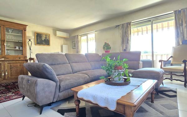 Appartement à vendre    3 pièces • 79,52 m2 Le Cannet