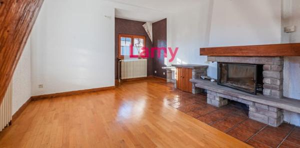 Maison 7 pièces de 135m² sur un terrain de 9,50 ares