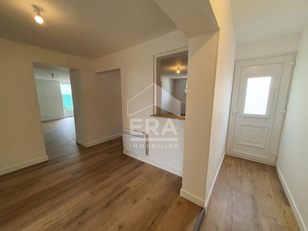 Maison La Couronne 5 pièce(s) 109.76 m2