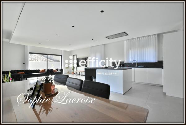 Maison
         5 pièces
        - 135 m² Exclusivité 349 900 € *