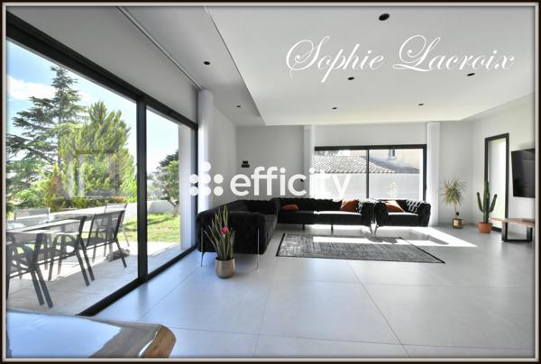Maison
         5 pièces
        - 135 m² Exclusivité 349 900 € *