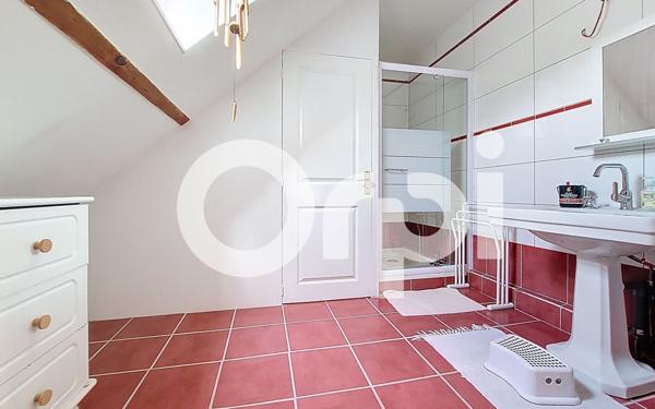 Maison à vendre    6 pièces •  Pontpoint