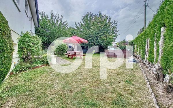 Maison à vendre    6 pièces •  Pontpoint