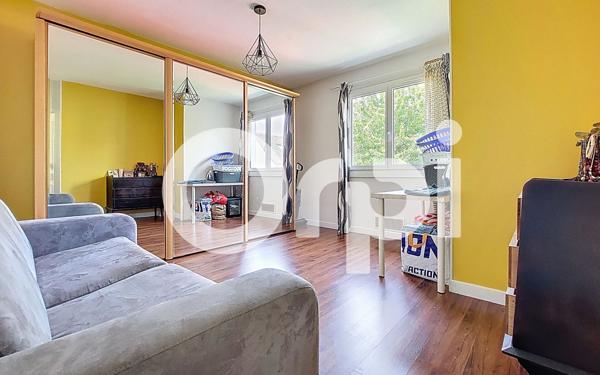 Maison à vendre    6 pièces •  Pontpoint