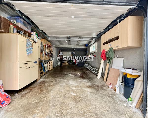Maison
         7 pièces
        - 180 m² Bien prestige 820 000 € *