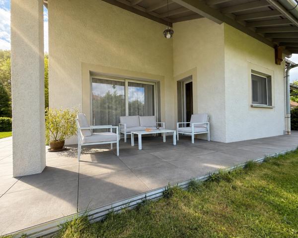 Maison
         7 pièces
        - 180 m² Bien prestige 820 000 € *