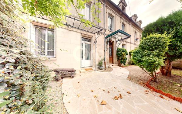 Maison à vendre    7 pièces • 210 m2 Soissons