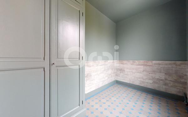 Maison à vendre    7 pièces • 210 m2 Soissons