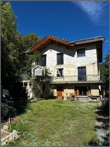 Belle maison avec travaux