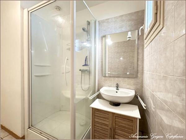 COURVILLE SUR EURE (28) Maison a vendre: plain pied, 3 chambres, sous-sol total, terrain 609 m²