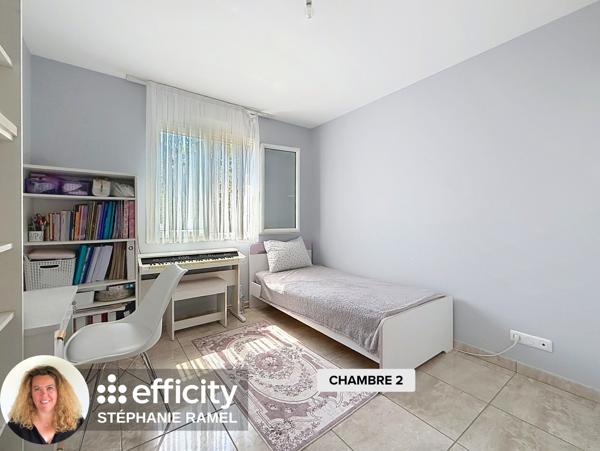 Maison
         5 pièces
        - 130 m² Exclusivité 450 000 € *